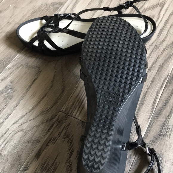 🌞🌻 Geox sandals size 7.5 - Picture 6 of 10